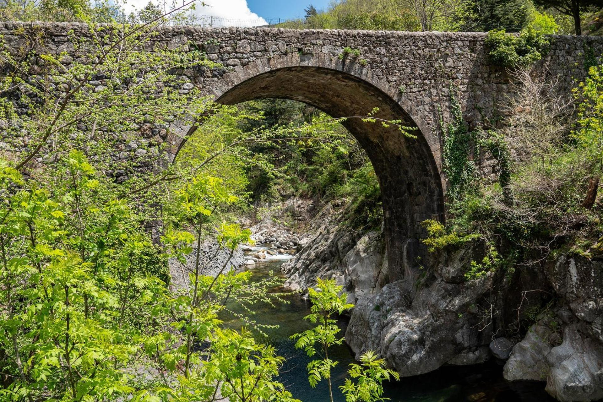 Rives De Bourges Διαμέρισμα Burzet Εξωτερικό φωτογραφία